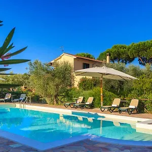 - L'acquacotta Bed & Breakfast Castiglione della Pescaia